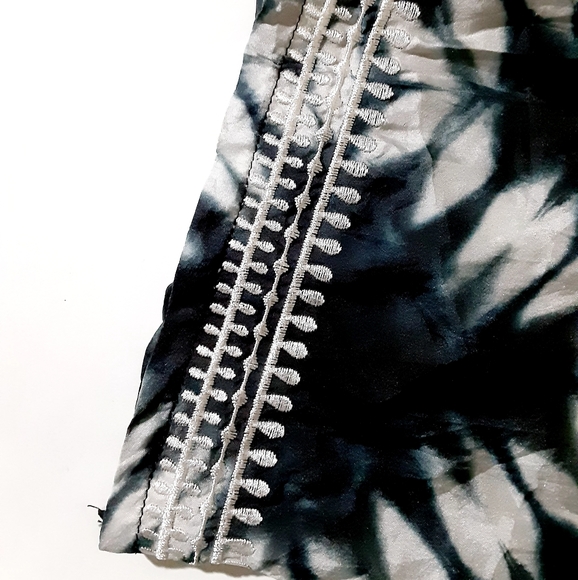 SILK Tie-Dye Print Tunic Top NWOT - Picture 9 of 11